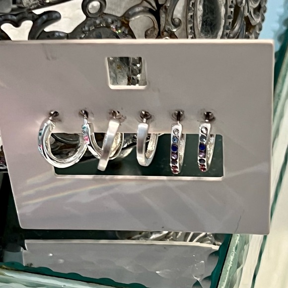 👜 Betsey Johnson Mini Barrel Purse w/ Surprise - Picture 10 of 10